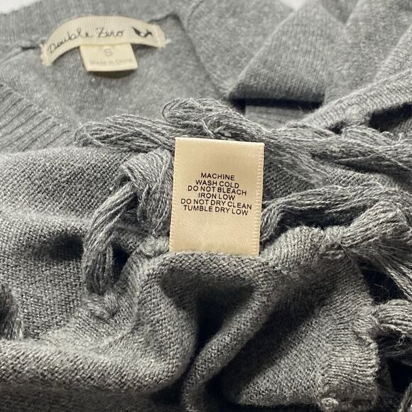 Double Zero SET OF 2 Knit Ponchos Fringe Hem Long Sleeve Tan Gray Soft Size S - Picture 11 of 12